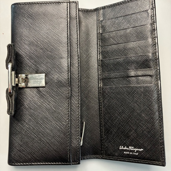 Salvatore Ferragamo Long Leather Wallet - Picture 7 of 11